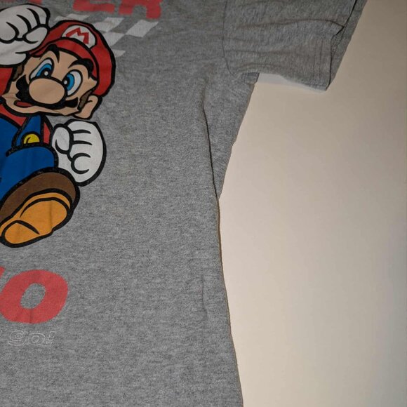 Super Mario Kids Graphic Tee – Gray Short Sleeve Gamer Shirt - Picture 4 of 6